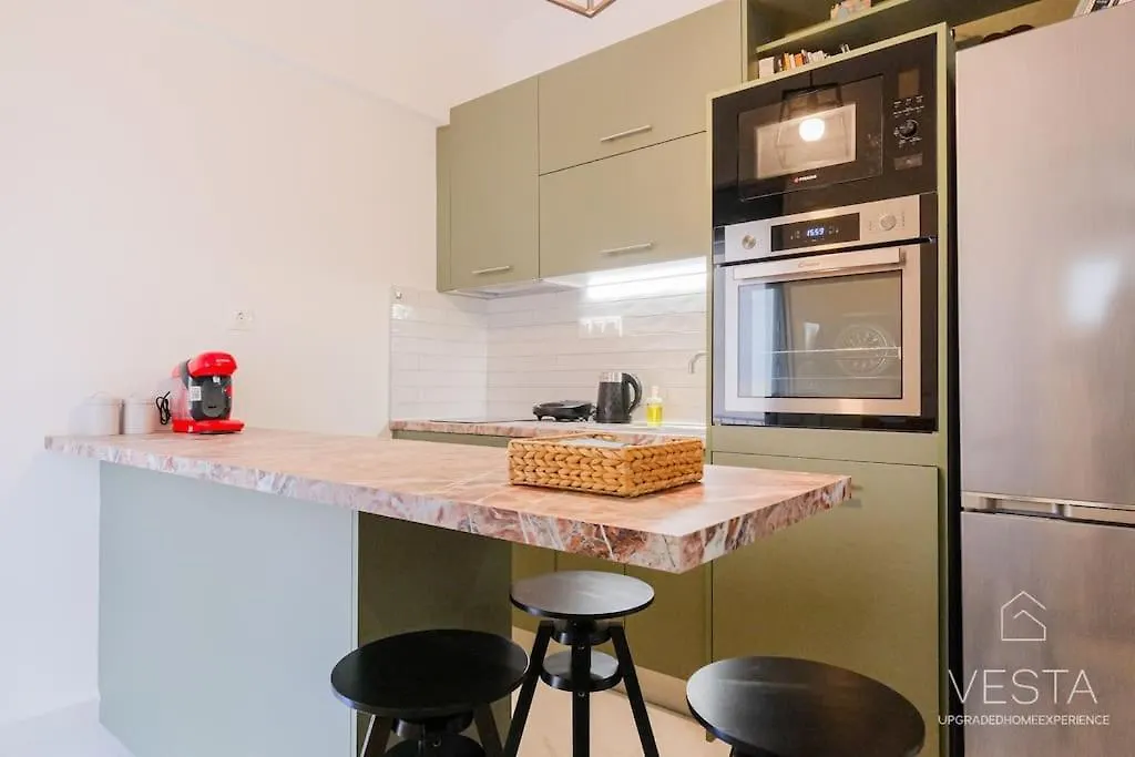 Theofilos Urban Apartment, Close To City Center Salonic